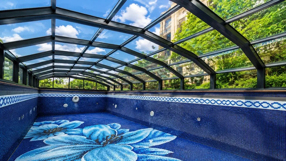 Bewegliche Poolabdeckungen